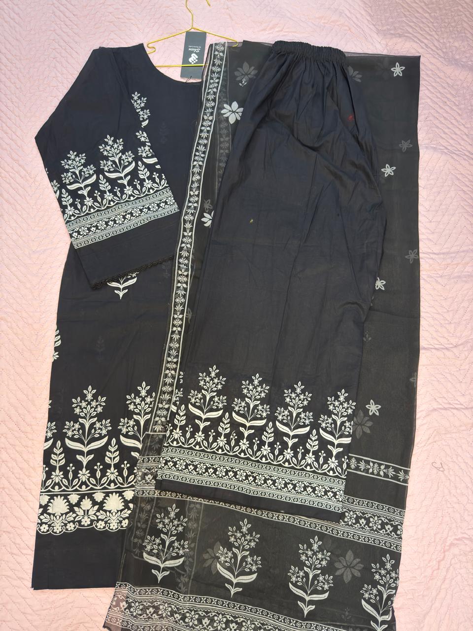 Hit Article Original Brand by Shaista Lodhi Monochrome Digital Printed  3pc Stitched Lawn fabric Chiffon Dupatta Long Shirt