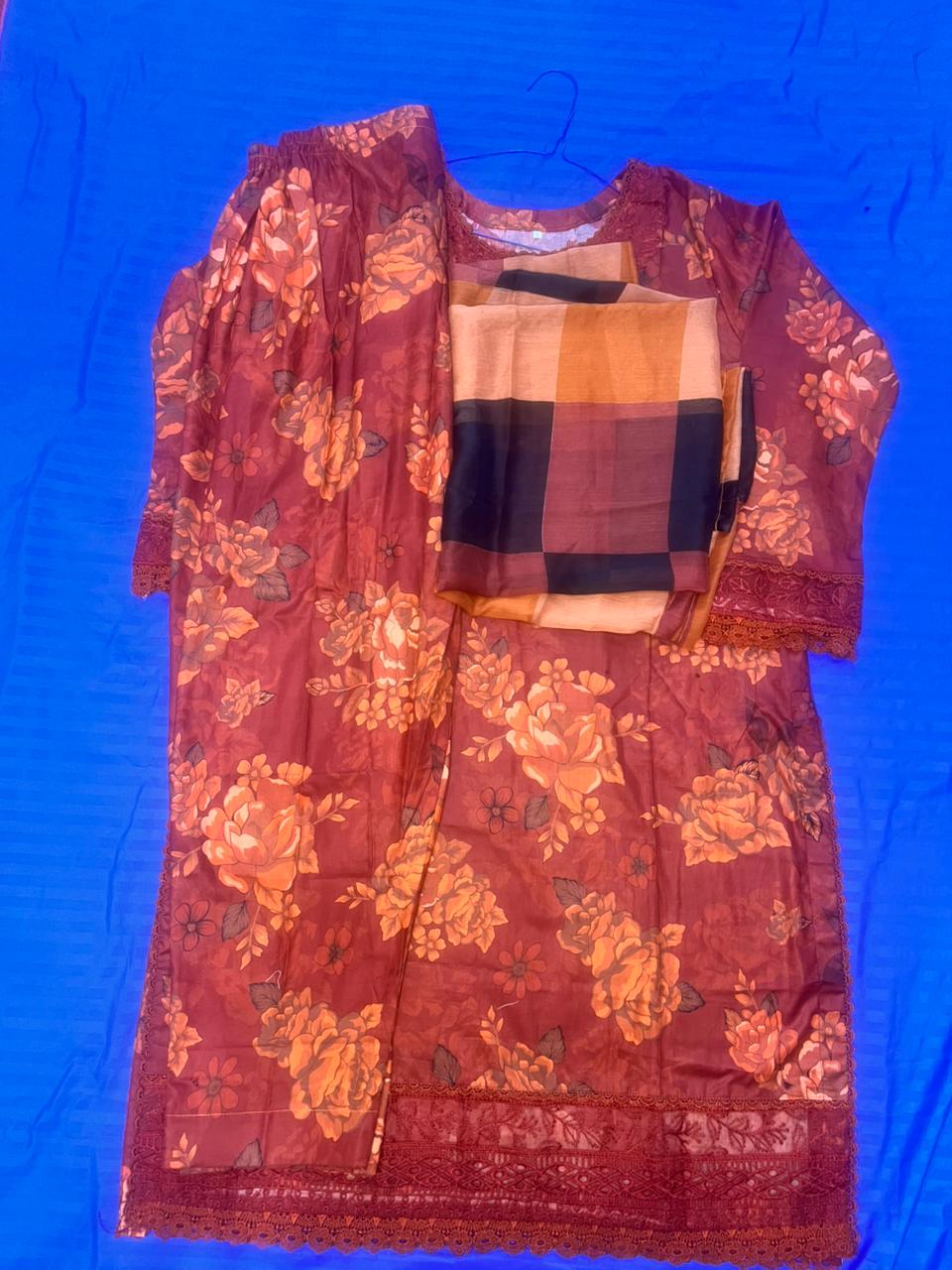 3 pc Lawn Suit with chiffon dupatta long sleeve Maroon color